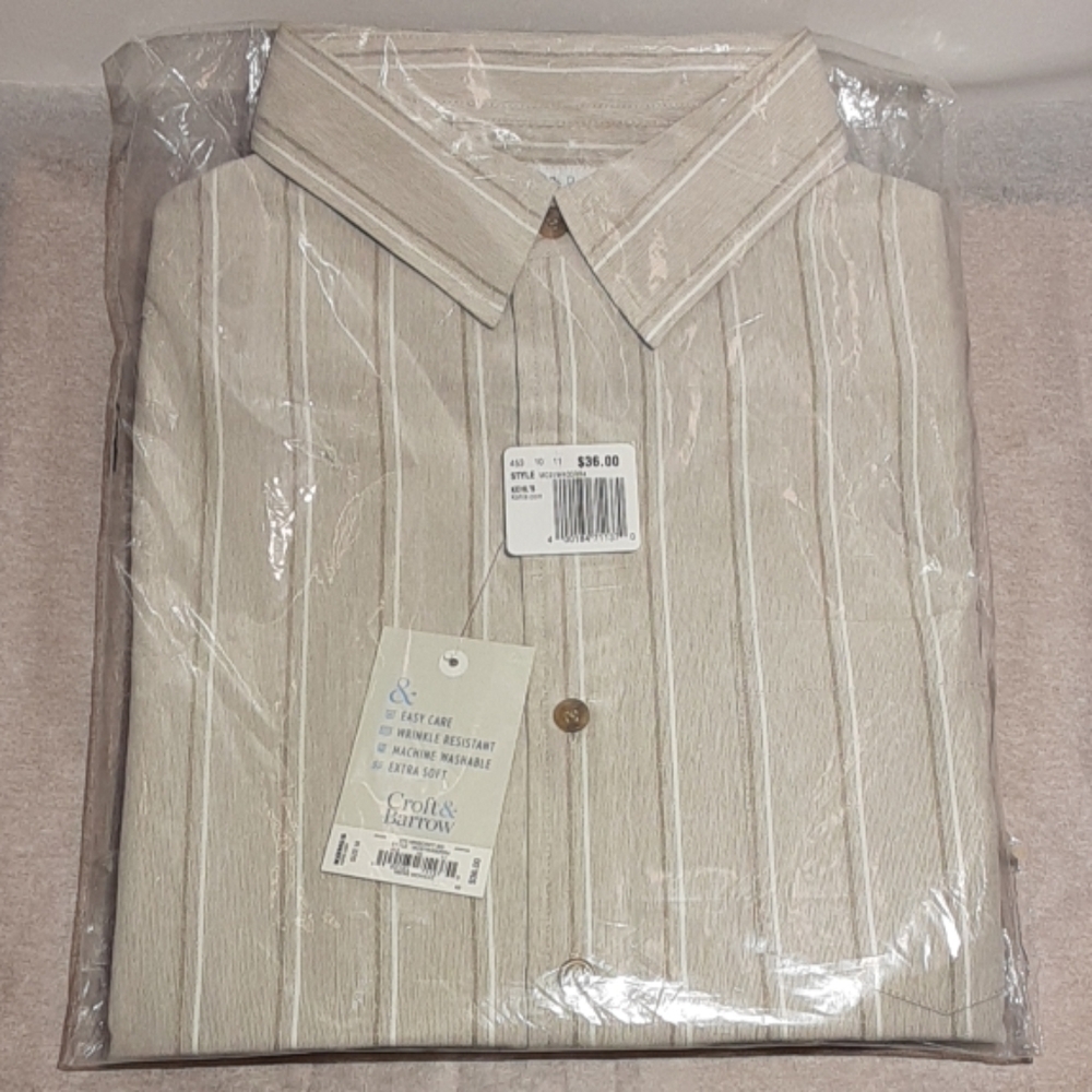 NWT Croft and Barrow Button Up Shirt